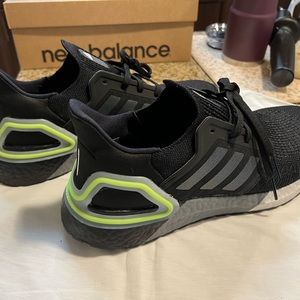 Adidas Men’s Ultraboost 20 black with neon yellow sole accents size 10.5